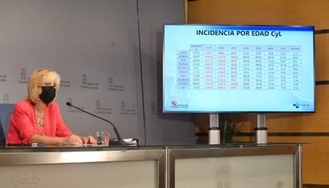 La consejera de Sanidad en su comparecencia de hoy ante los medios de comunicaci&oacute;n. (Foto: Jcyl)